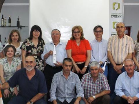 Algunos de los miembros del Panel de Cata del Consejo Regulador. (Foto: Cedida)