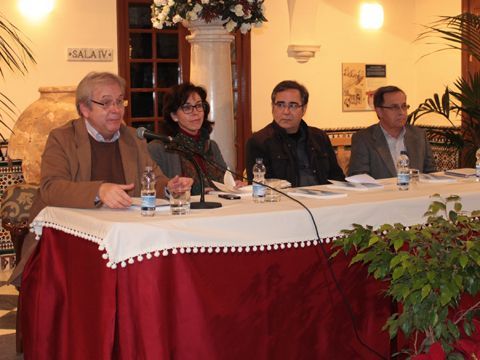 Antonio López, María Luisa Ceballos, Juan de Dios García y Miguel Forcada, ayer durante la presentación. (Foto: R. Cobo)