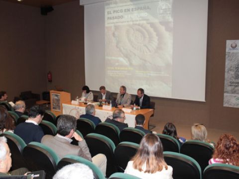 Acto de inauguración de la jornada celebrada en el jardín micológico La Trufa. (Foto: R. Cobo)