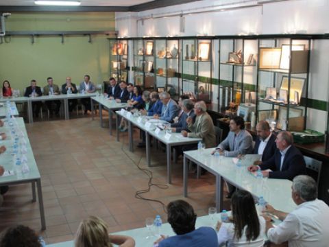 Panorámica del acto celebrado en las instalaciones de Almazaras de la Subbética. (Foto: R. Cobo)