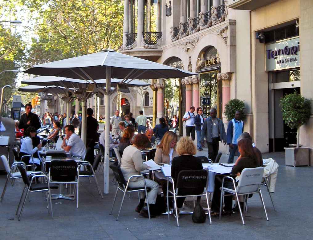 El aforo en terrazas podrá ser del cien por cien.