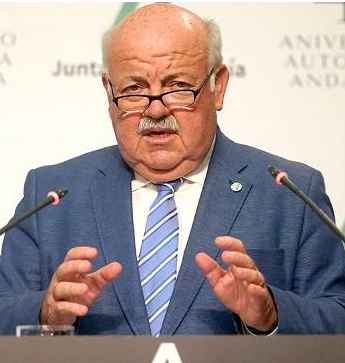 Jesús Aguirre, consejero de Salud y Familias.