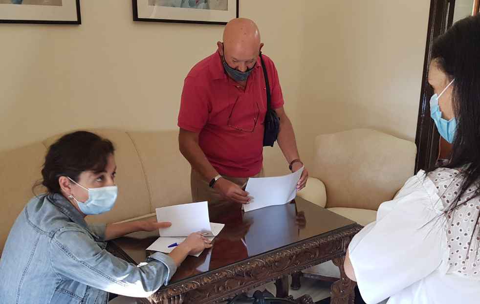Firma convenio colaboración.