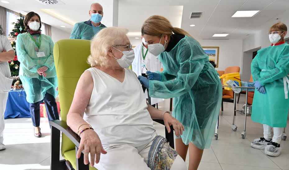 Primeros vacunados en Andalucía.