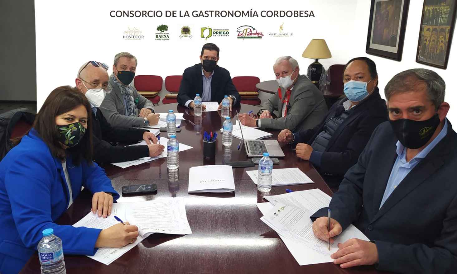Representantes de las entidades que conforman el nuevo consorcio.