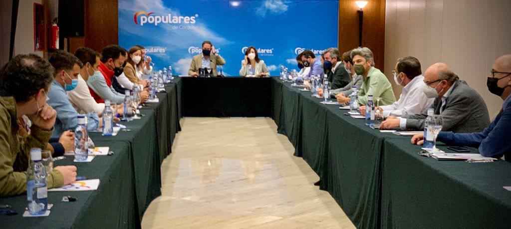 Reunión de los 22 vocales del Comité Ejecutivo provincial del PP.