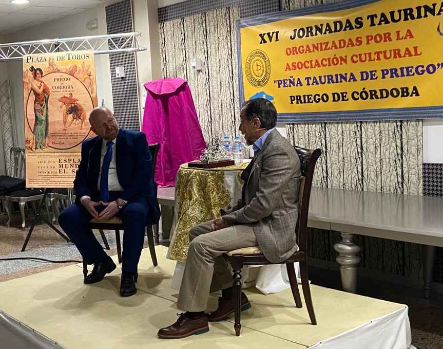 Salvador Giménez y Luis Francisco Esplá durante la charla-coloquio.