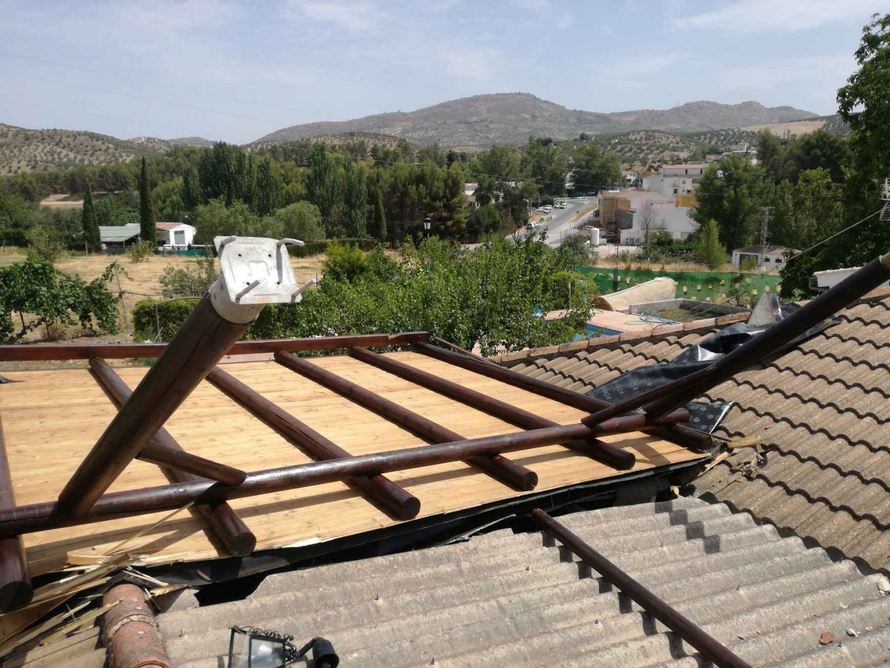 Imaqen de la marquesina sobre el tejado.