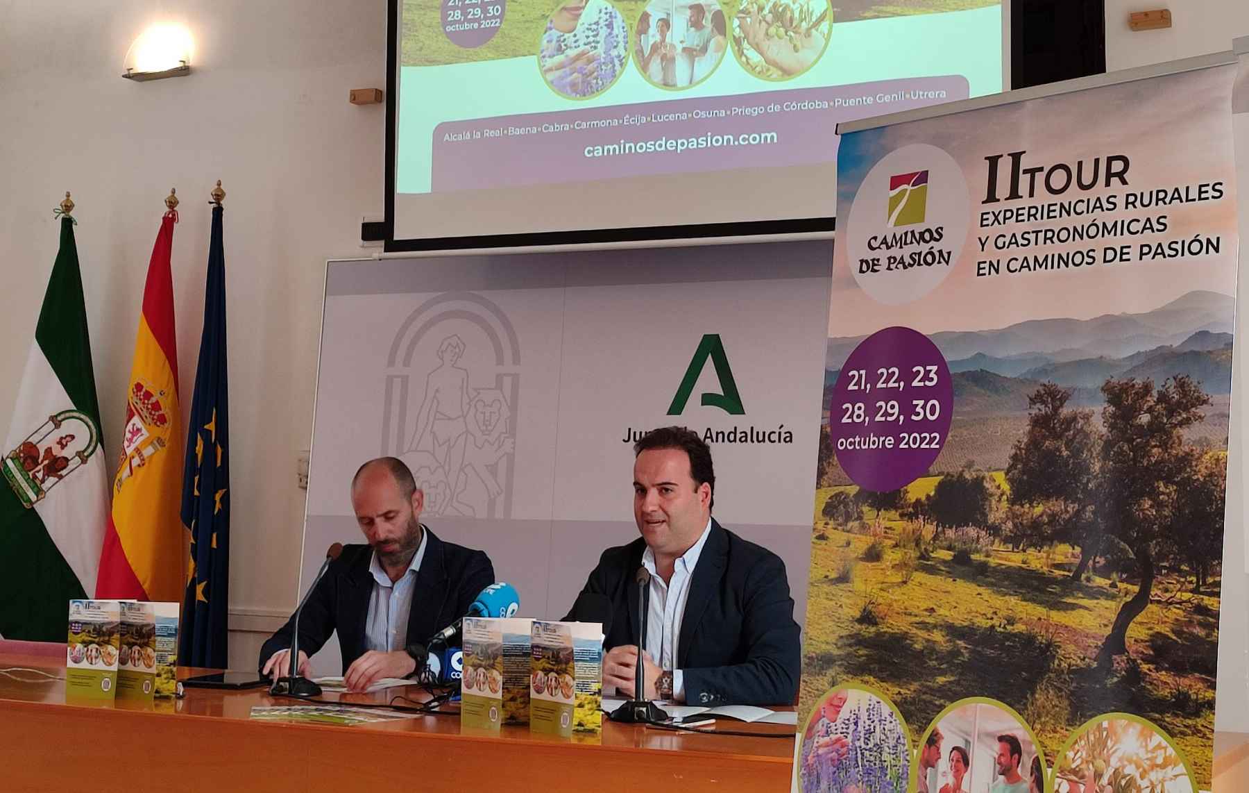 Eduardo Lucena y Juan Ramón Valdivia durante la presentación.
