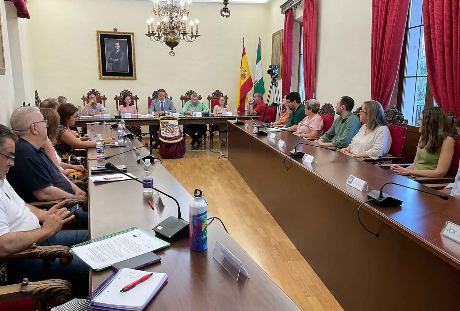 Panorámica del salón de Pleno durante la sesión celebrada ayer lunes.