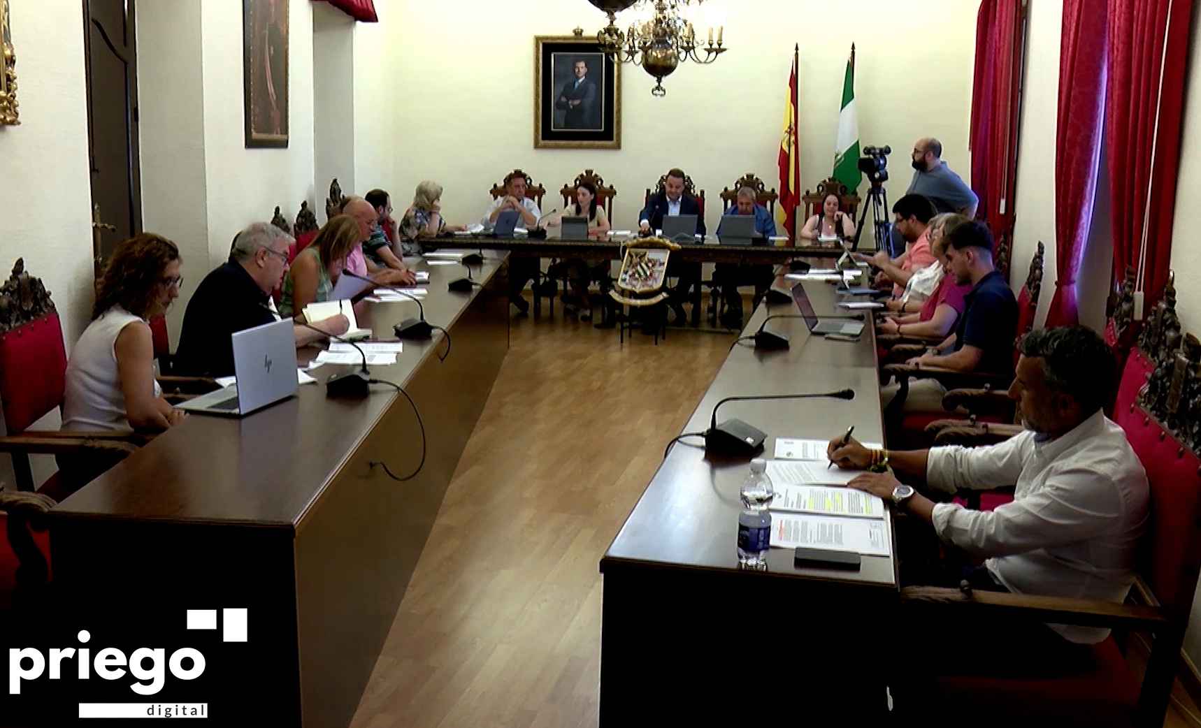Panorámica del salón de Pleno durante la sesión celebrada ayer jueves.