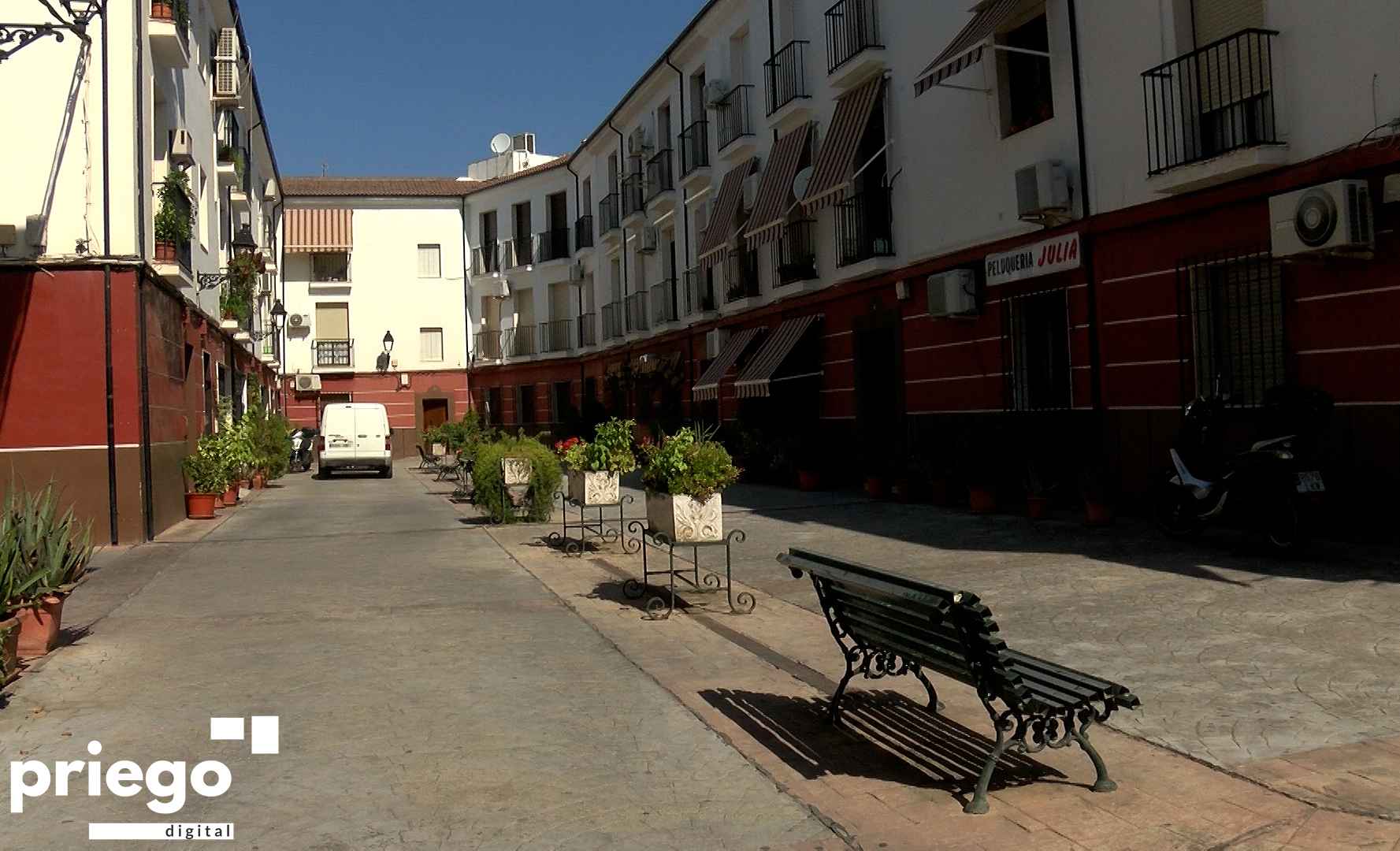 Estado actual de la plaza de la urbanización Bumaca.