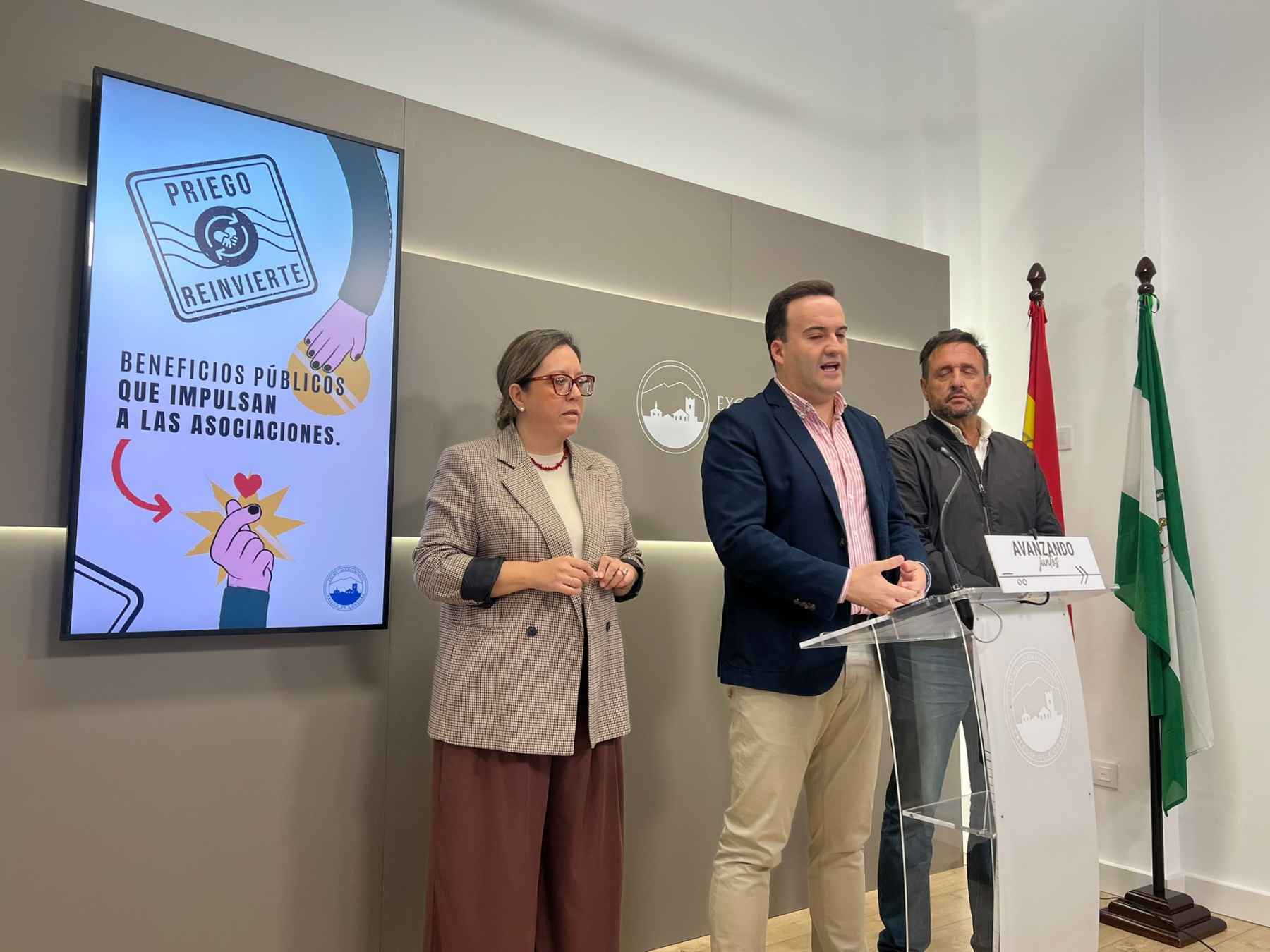 Mérida, Valdivia e Ibáñez durante la rueda de prensa.