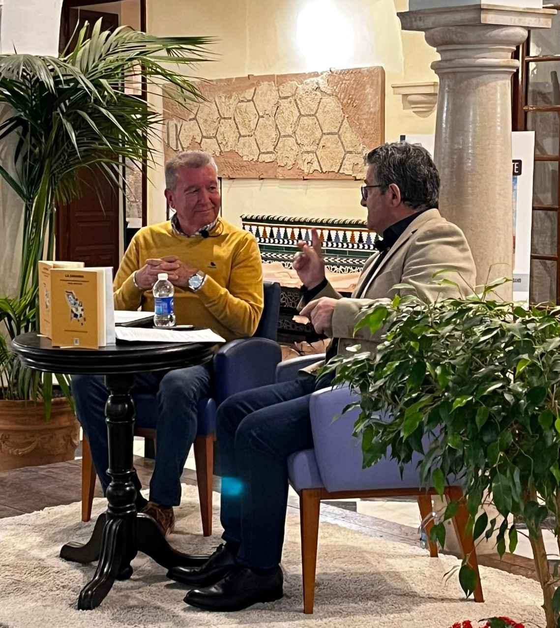 Pérez Cabello y Manuel Molina durante el acto.