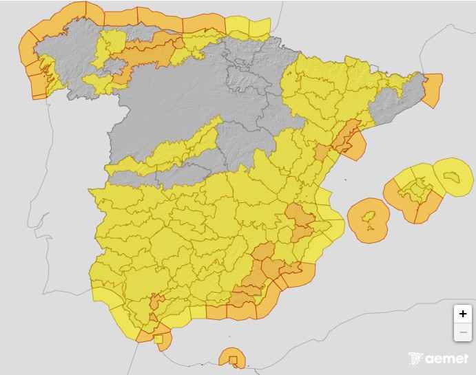 Avisos amarillos por lluvia y viento para este viernes.