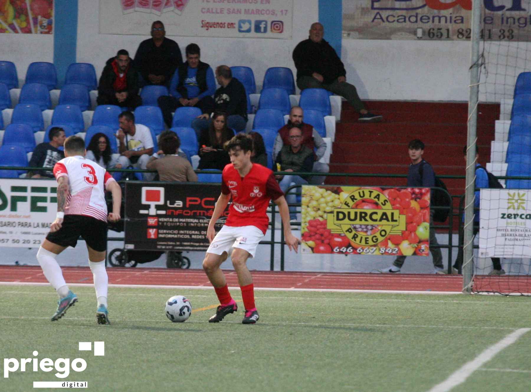 Imagen de archivo de un encuentro en casa.