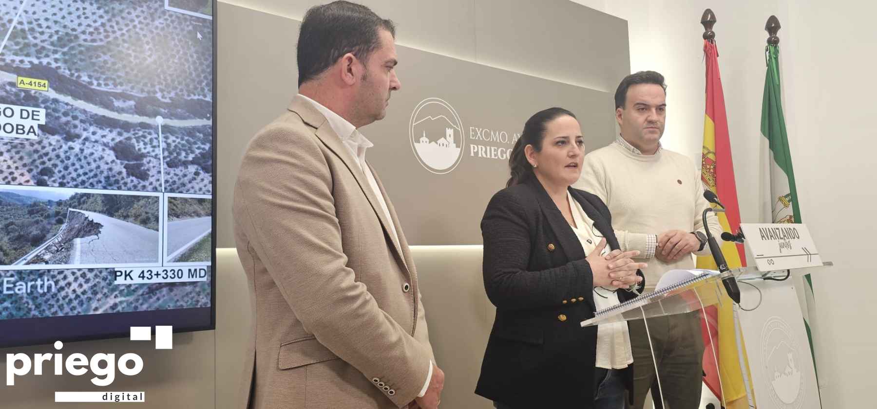 Sánchez, Granados y Valdivia durante la rueda de prensa.
