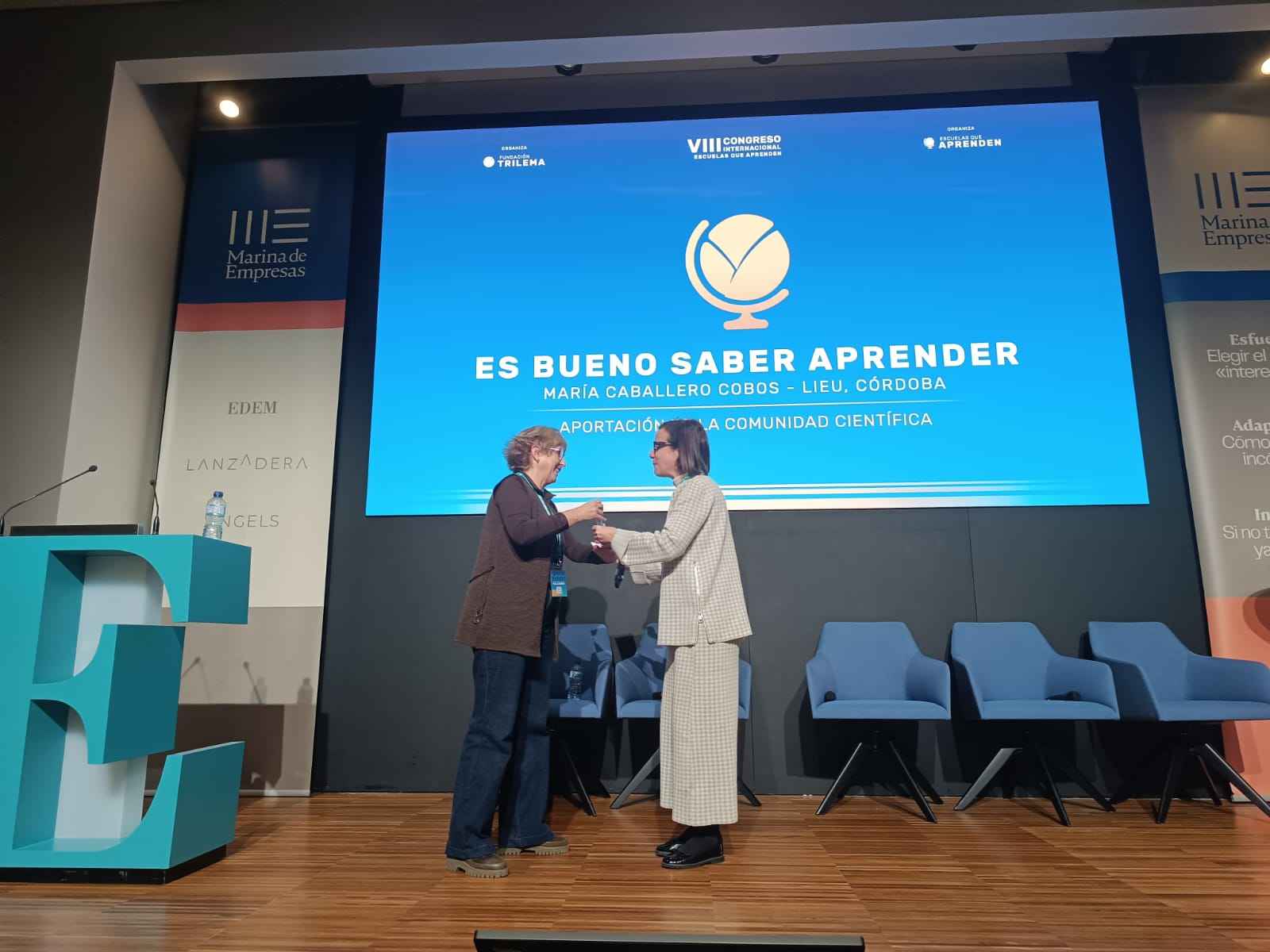 María Caballero, reconocida internacionalmente por enseñar a los niños a aprender mejor.
