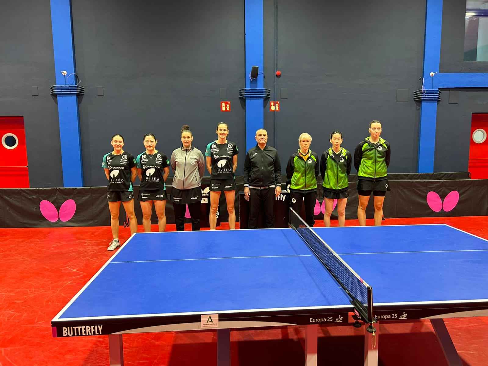 Formaciones de ambas escuadras.