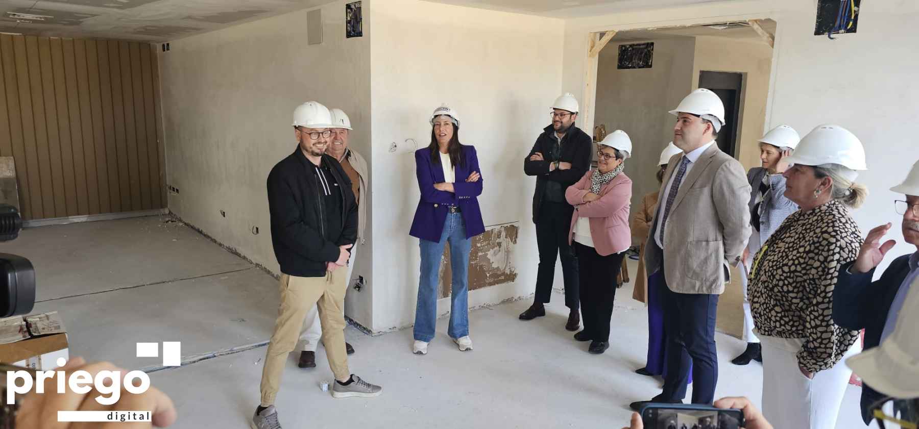 Imagen de la visita a las nuevas instalaciones de Albasur.