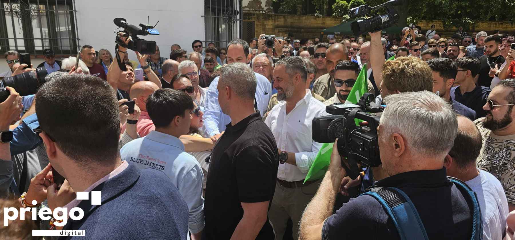 Santiago Abascal en Priego de Córdoba.