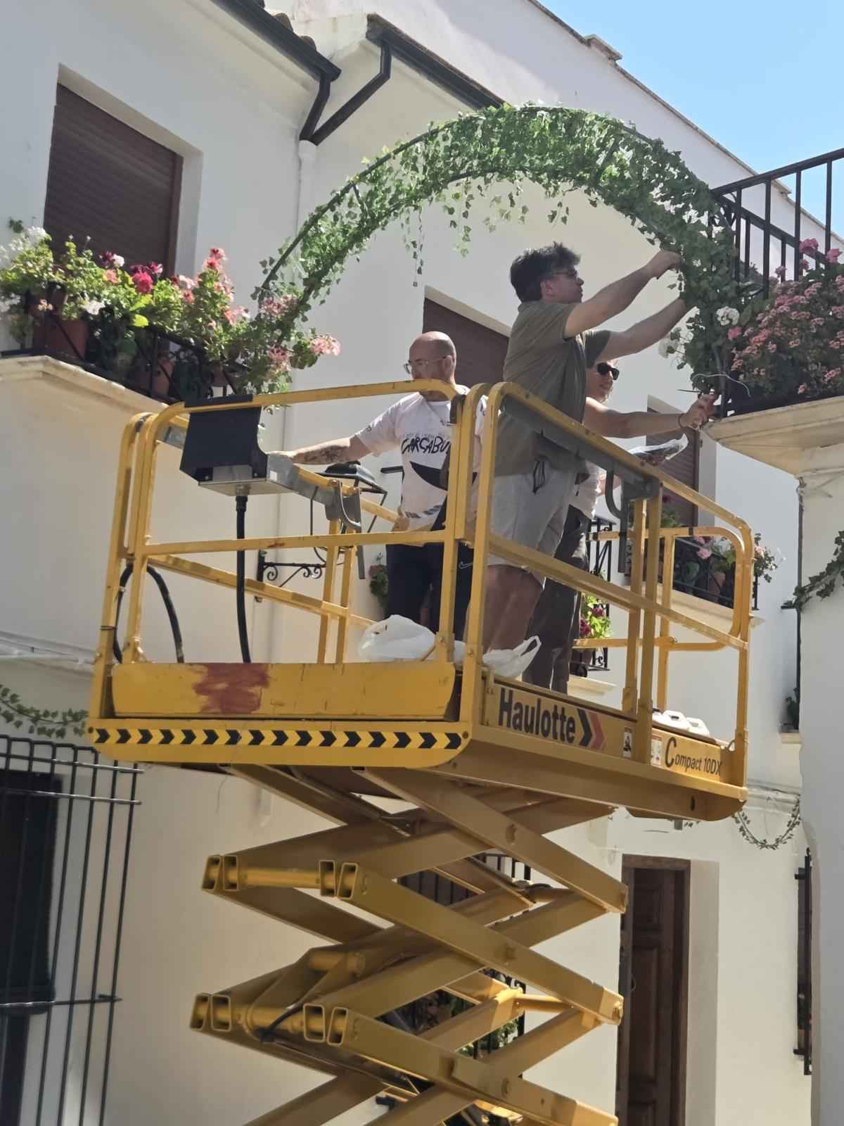 Aspecto de la decoración del barrio de La Villa.