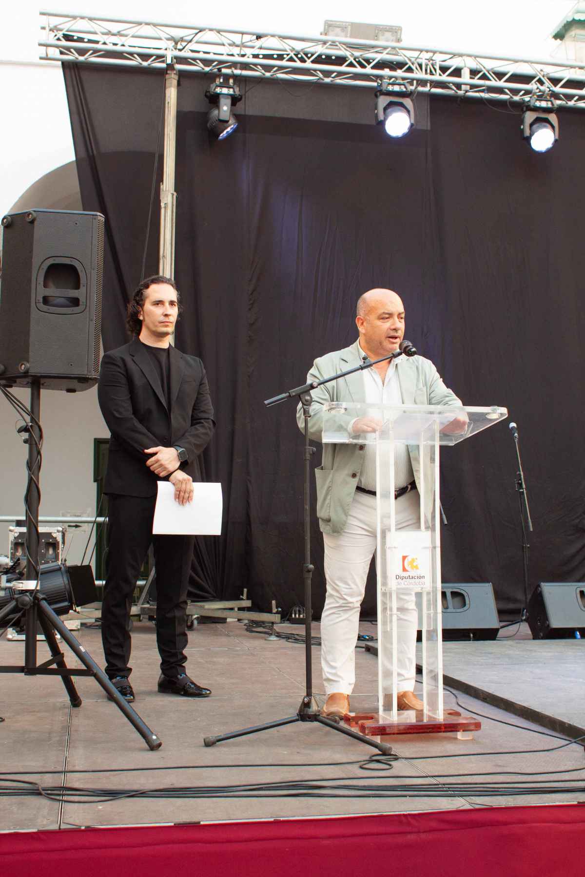 Presentación del certamen.