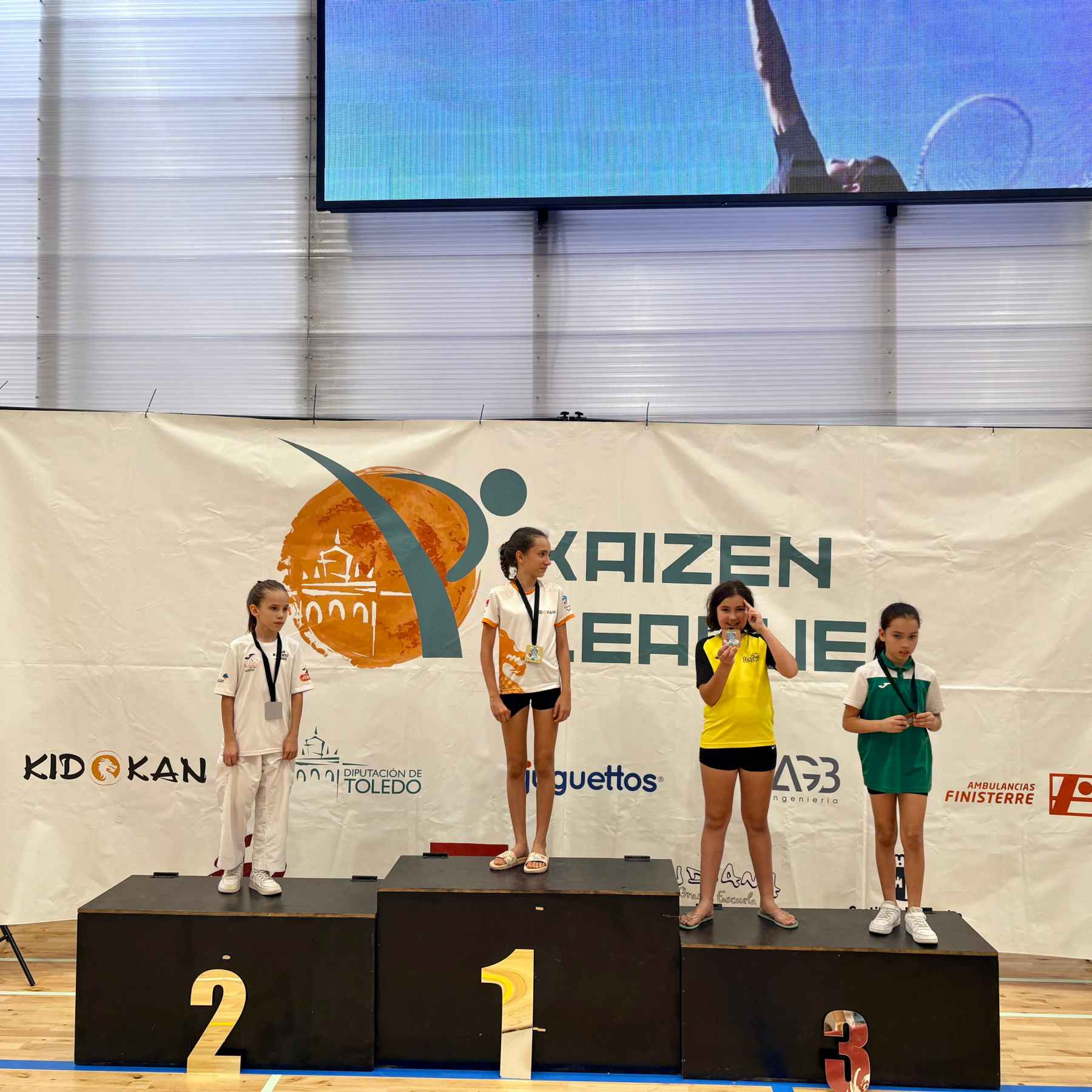 El C.D. Karate Shotokan Priego logra seis medallas en la Final de la Kaizen League.