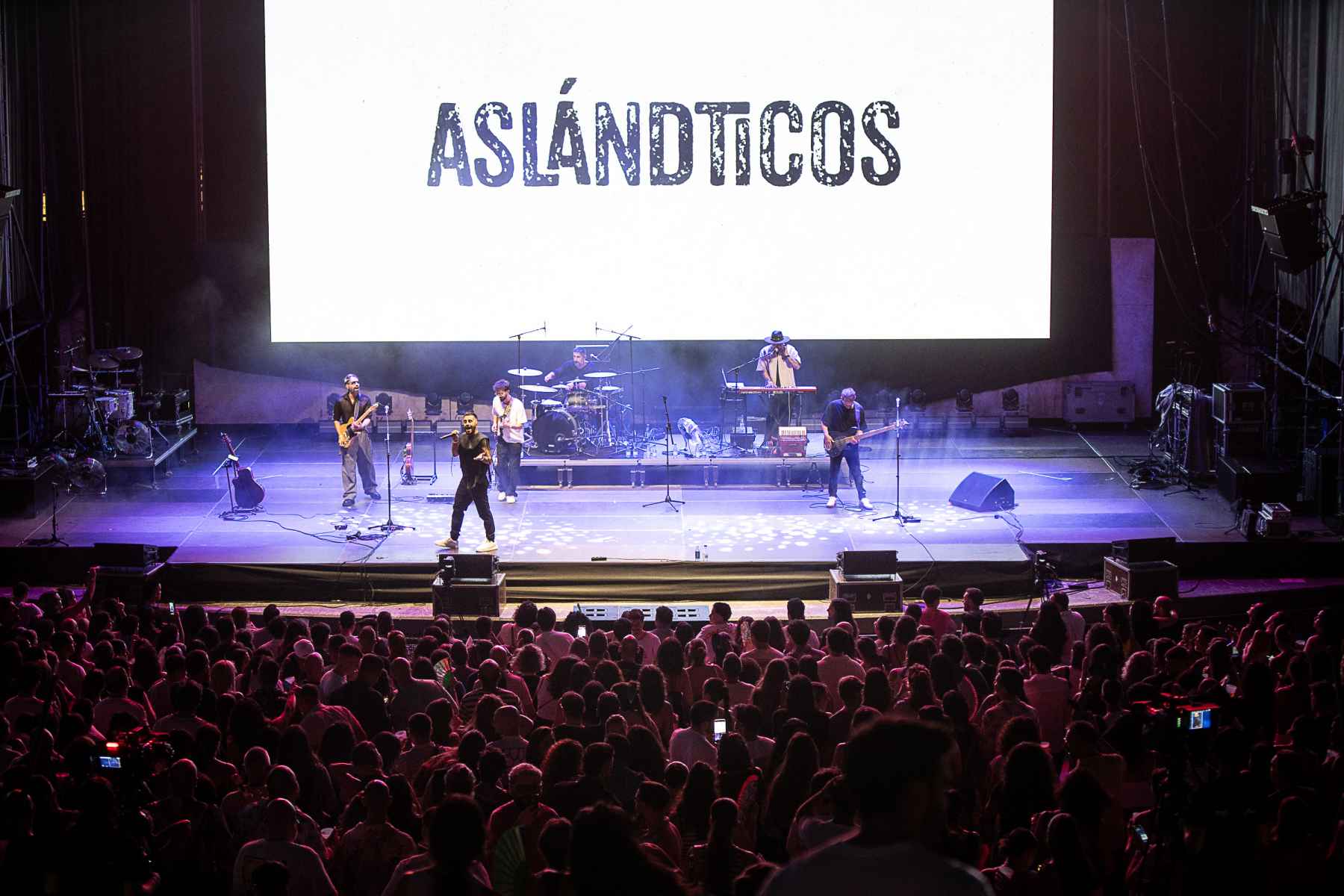 Los Aslándticos.