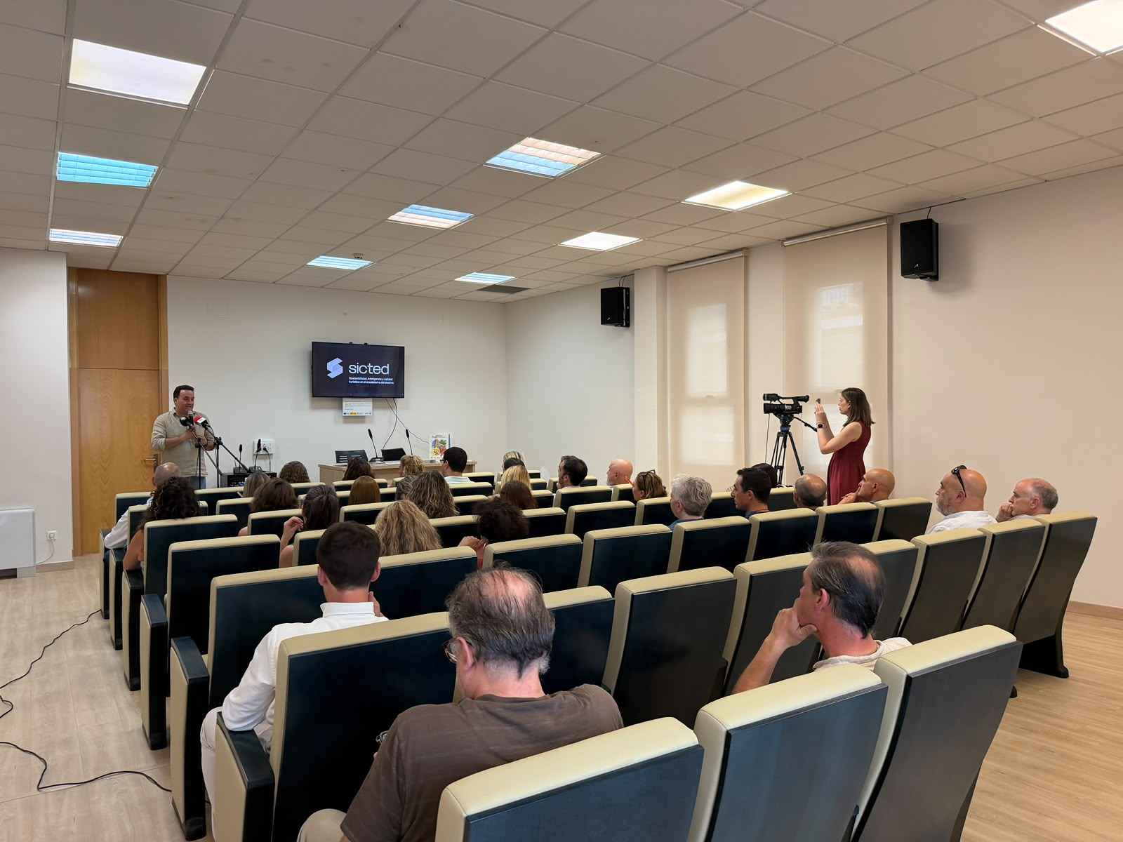 Aspecto del nuevo espacio destinado a actos y conferencias.