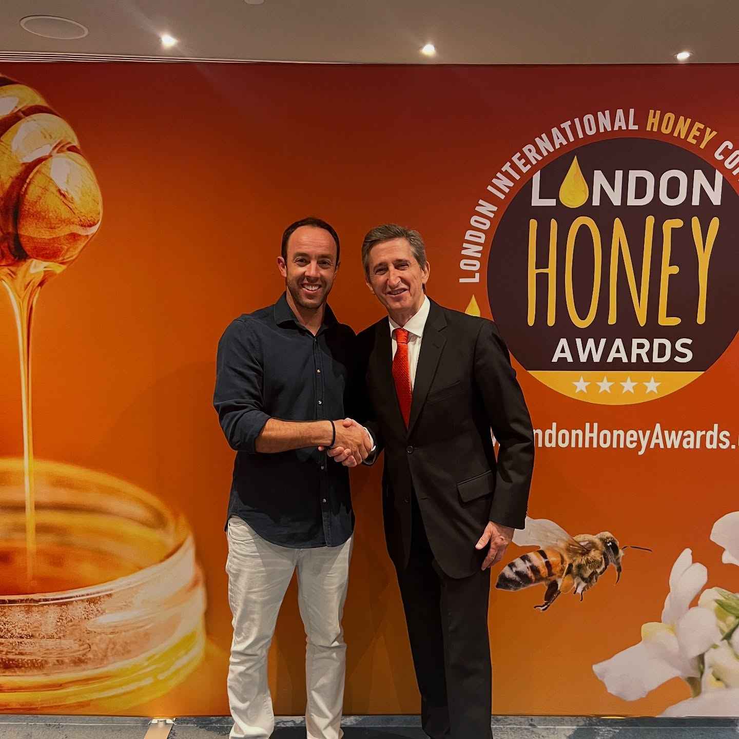 José Manuel Porras Sánchez, pequeño productor de miel local, galardonado en otro certamen el pasado año.