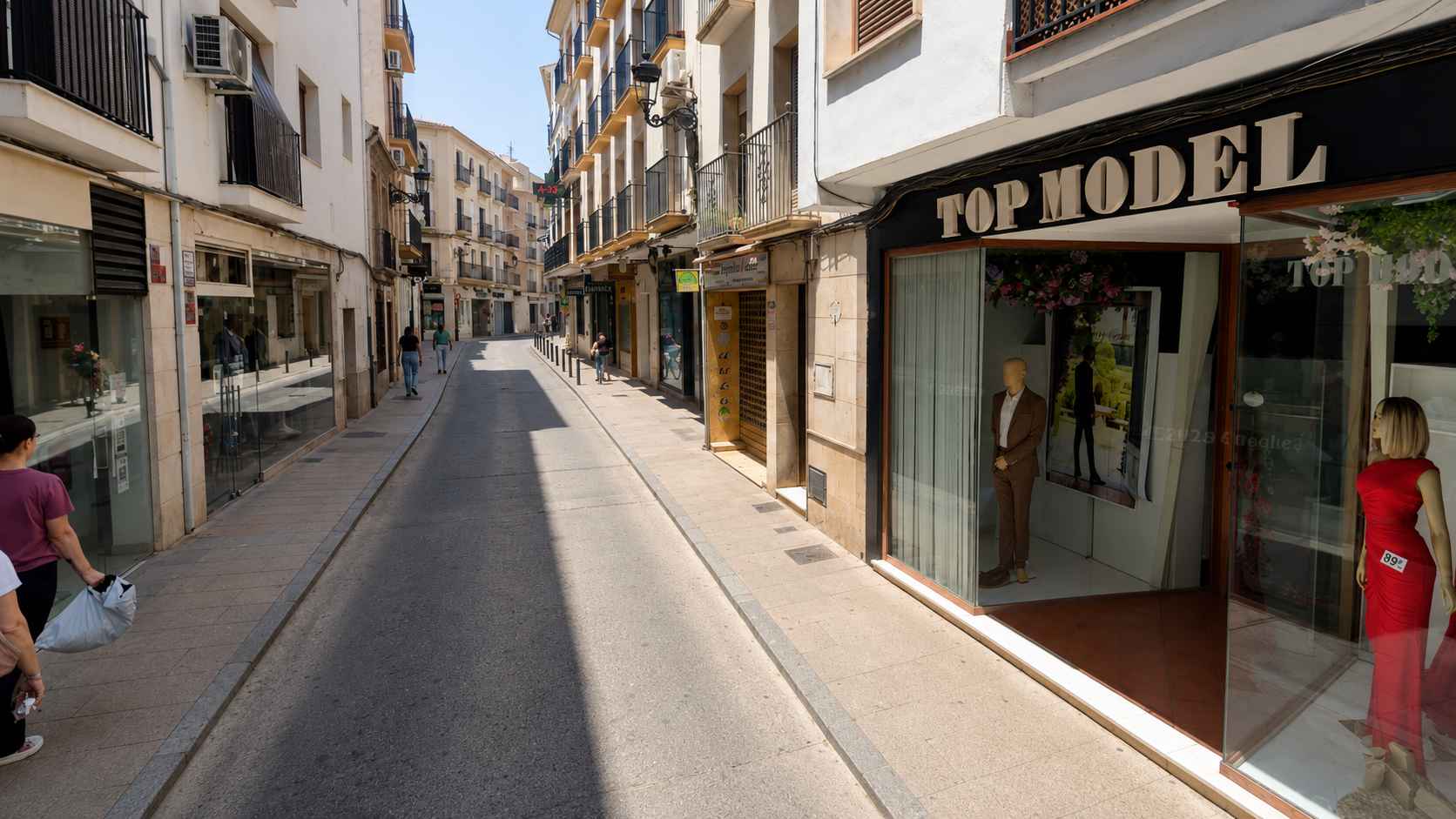 La Junta concede 5.287 euros a Priego dentro de las ayudas para modernizar y promocionar el comercio local.