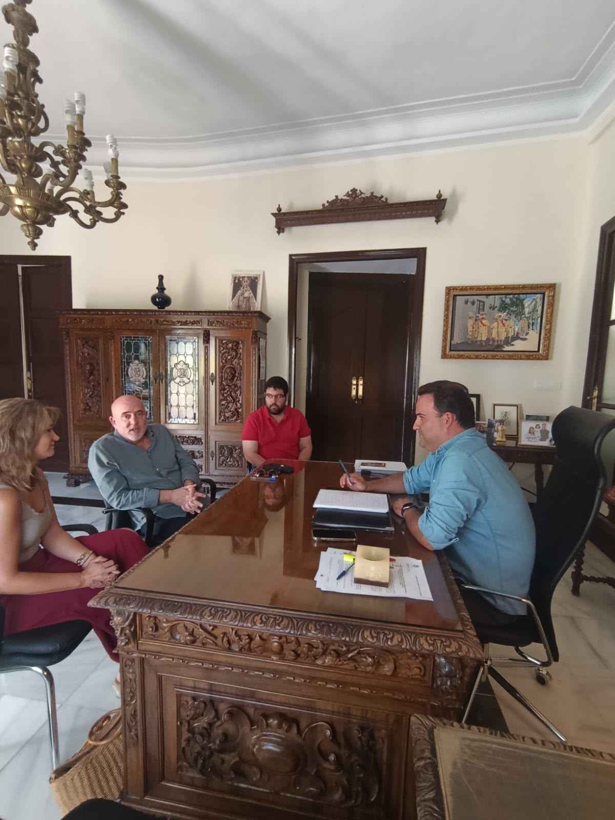 Imagen de la reunión celebrada en el ayuntamiento.