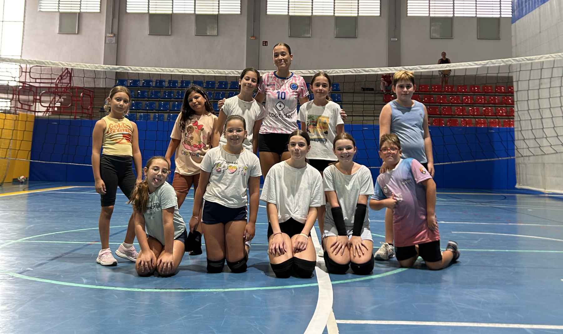 Escuela de Verano del Club Voleibol La Finta.