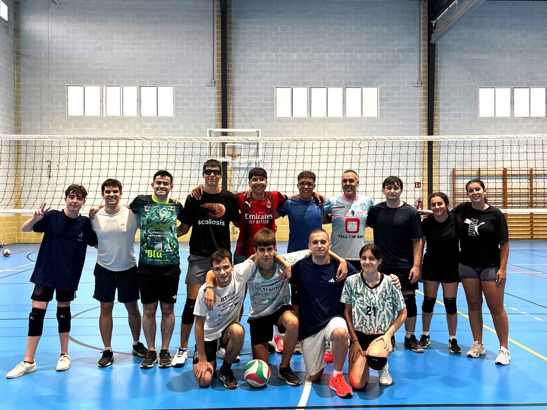 Escuela de Verano del Club Voleibol La Finta.