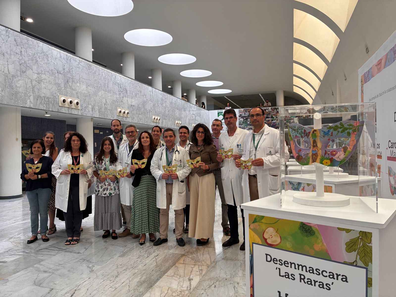 Inauguración de la muestra en el centro hospitalario.