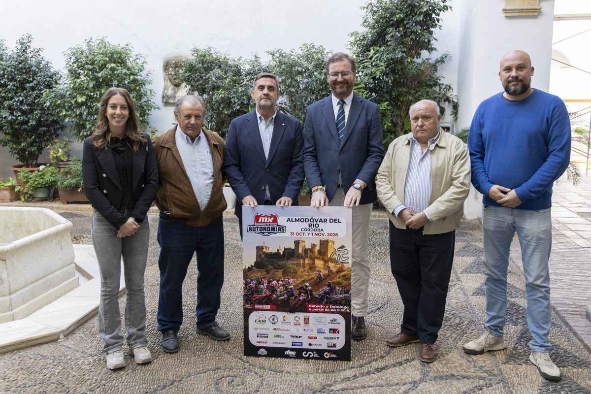 Presentación del Campeonato de España de Motocross por Autonomías en la Diputación de Córdoba.