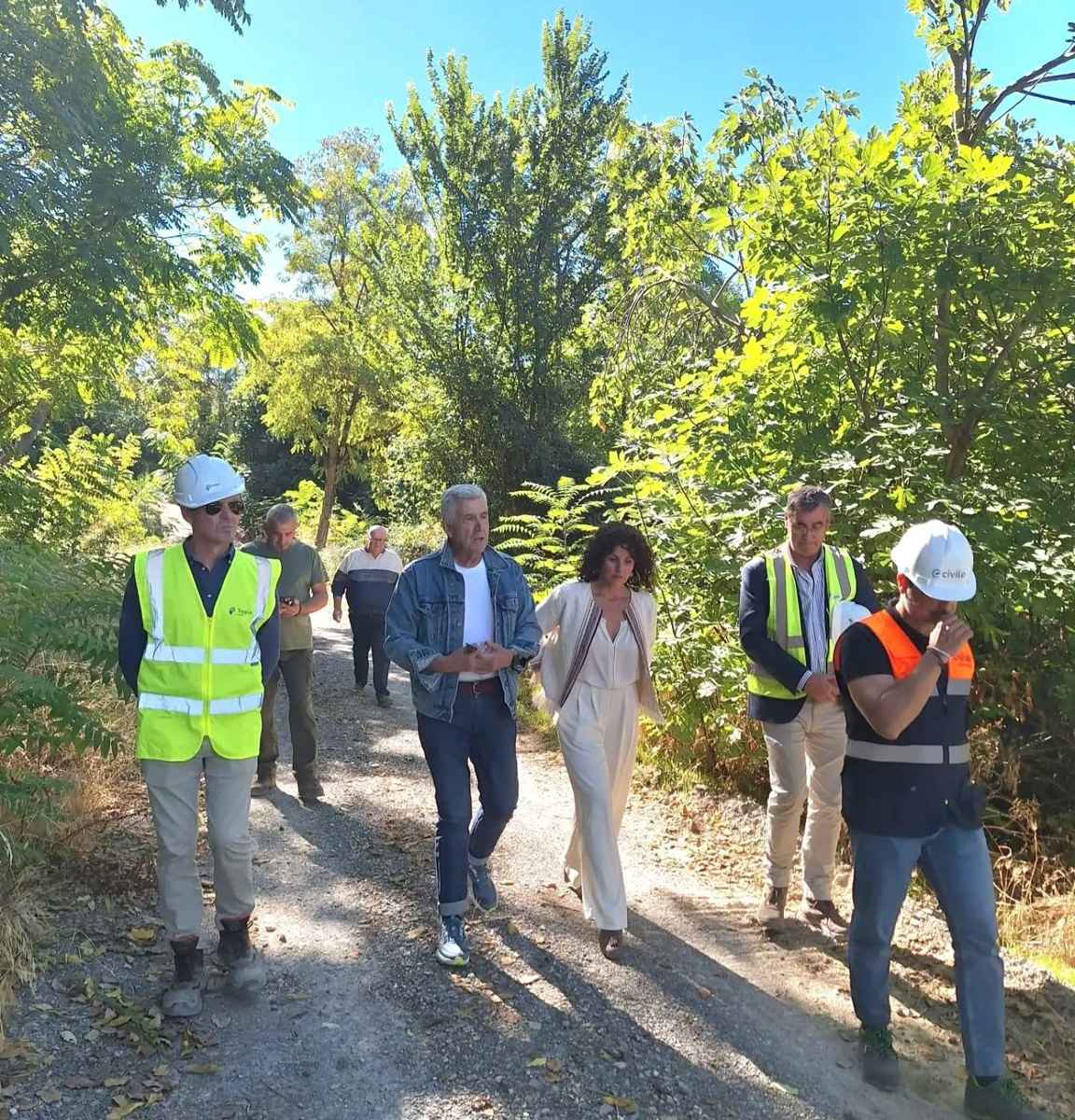 Trabajos de reparación de las protecciones junto al río Salado, dañadas por las borrascas.