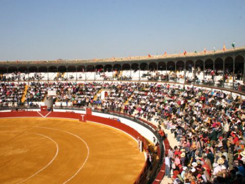 Aspecto del tendido y palcos de Sol el pasado 20 de marzo con motivo de la reapertura del recinto. (Foto: R. Cobo)