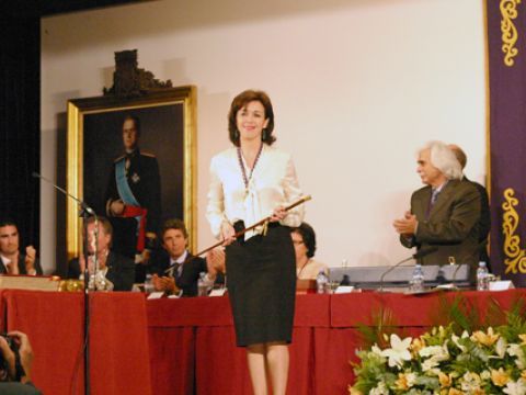 María Luisa Ceballos tras ser proclamada Presidenta de la Diputación de Córdoba. (Foto: R. Cobo)