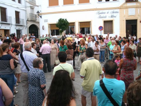 Imagen de la concentración en el compás de San Francisco. (Foto: Antonio J. Sobrados)