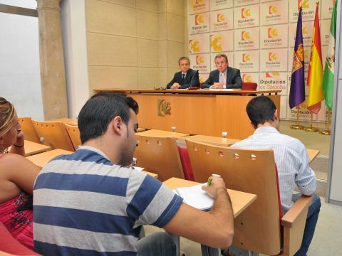 Imagen de la rueda de prensa celebrada en el palacio de la Merced. (Foto: Cedida)