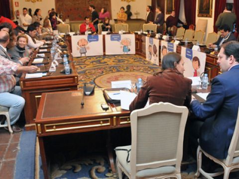 Desarrollo de la jornada en el Salón de Plenos de la Diputación. (Foto: Cedida)