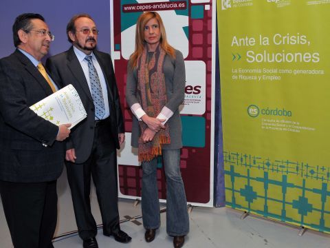 Alarcón junto a Rojas y Peláez. (Foto: Cedida)