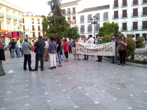 Asistentes a la concentración del pasado sábado. (Foto: Antonio J. Sobrados)