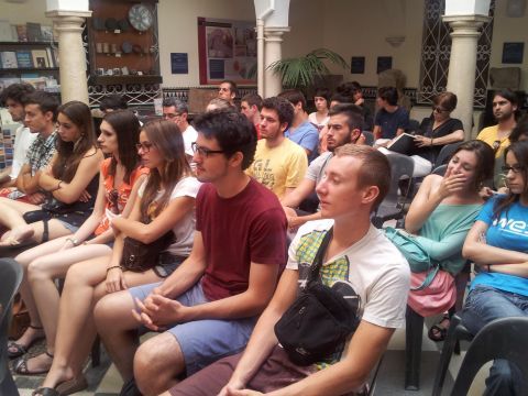 Alumnos asistentes al acto. (Foto: Antonio J. Sobrados)