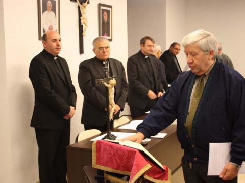 Ramón Martínez tomando posesión de su Arciprestazgo. (Foto: Diócesis de Córdoba)