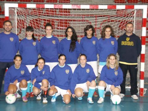 Plantilla y cuerpo técnico del equipo femenino. (Foto: Cedida)