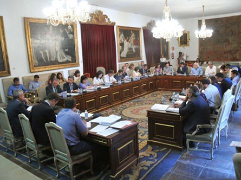 Panorámica del Salón de Plenos del Palacio de la Merced esta mañana. (Foto: Cedida)