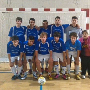Plantilla del equipo juvenil de fútbol sala. (Foto: Cedida)